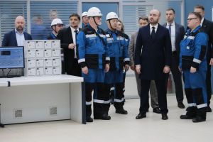 Губернатор Самарской области В.А. Федорищев 27 мая посетил организации в Тольятти