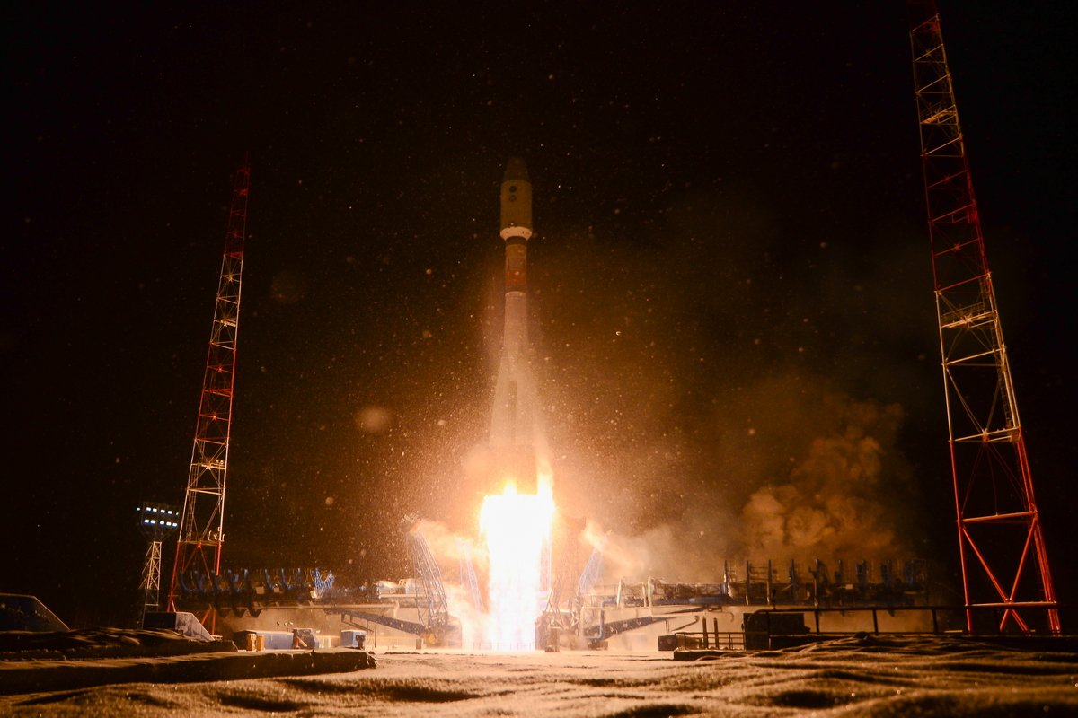 Плесецк ресурс. Союз 2.1б Плесецк. Космодром Плесецк запуск ракеты Союз 2. Стартовый комплекс Союз Плесецк. С Плесецка стартовала ракета «Союз-2.1в» с военным спутником.